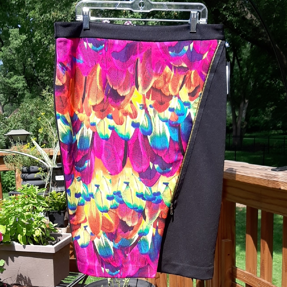 Worthington Black Pencil Skirt with Multicolor Overlay Size 16 NWT
